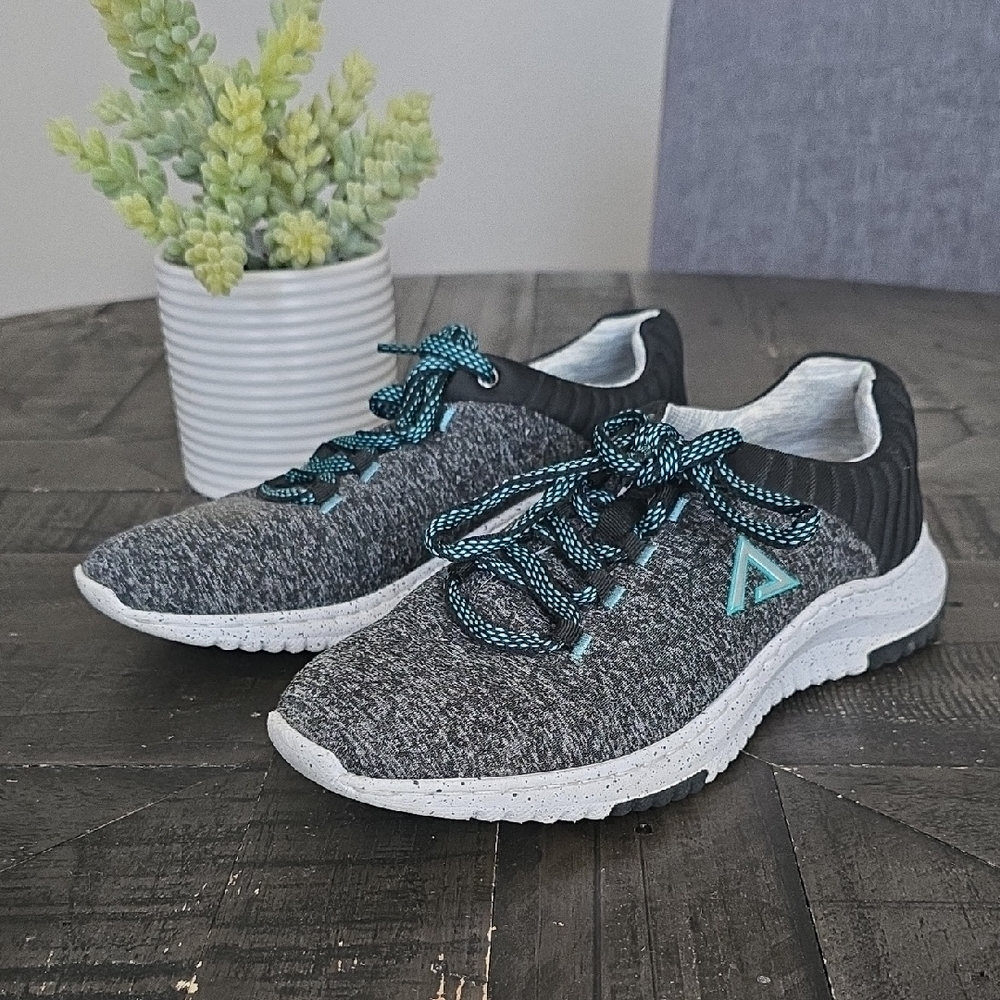Align Women's Grey and Teal Athletic Nursing Shoes 7.5